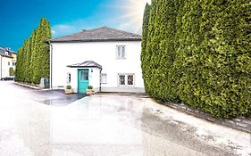 Townhouse Riva, Prime Location In The City Of Salzburg, 1000M2 Backyard